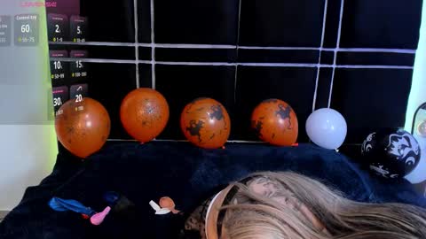 Snapshot of zoe_ll chatting on November 2025 07:29:02 PM SWEET ZOE online show from November 2025 07:29:02 PM