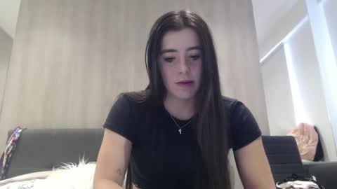 Zoe online show from September 2025 05:13:01 PM