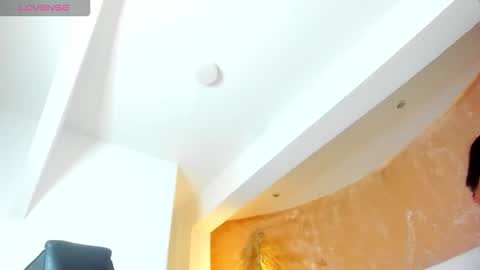 zoe_rose4 online show from September 2025 07:48:02 PM