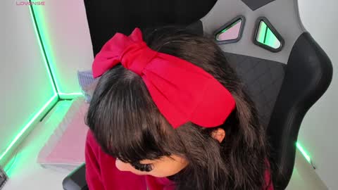 zoe_sullivan_ online show from December 2024 12:55:02 PM