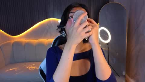 Zoe online show from March 2026 08:04:01 PM