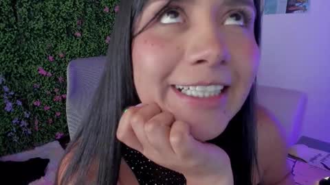 Zoe online show from November 2025 03:53:02 AM