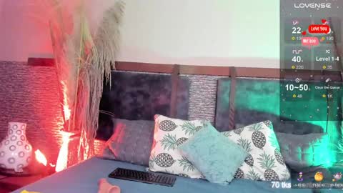 Zoe online show from December 2024 02:41:02 PM