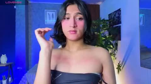 Snapshot of zoee_kiss_ chatting on July 2026 03:56:02 AM ZOE online show from July 2026 03:56:02 AM