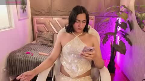 Snapshot of zoee_kiss_ chatting on July 2026 08:29:01 PM ZOE online show from July 2026 08:29:01 PM