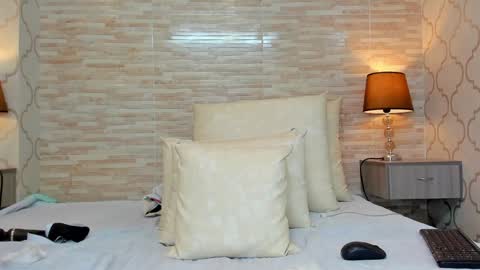 ZoeeSmitth online show from December 2024 02:15:01 PM