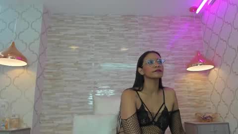 ZoeeSmitth online show from September 2025 11:44:01 AM