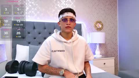 Snapshot of zoekrug chatting on December 2025 11:38:02 AM Zoe Krug online show from December 2025 11:38:02 AM