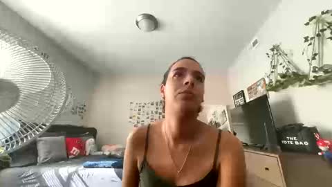 LovelyLatin25 online show from October 2025 03:34:01 PM