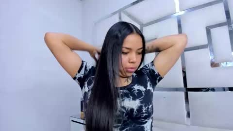 ZoeSwam online show from November 2025 11:44:02 AM