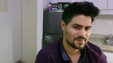 ZohanMohamed online show from September 2025 01:00:01 AM