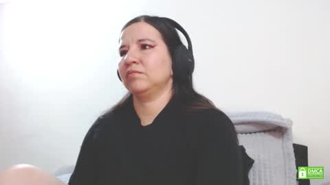 Snapshot of zohe_ chatting on September 2025 12:32:01 PM zohe online show from September 2025 12:32:01 PM