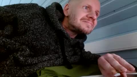 Snapshot of zolexthomas chatting on December 2024 11:02:02 AM zolexthomas online show from December 2024 11:02:02 AM