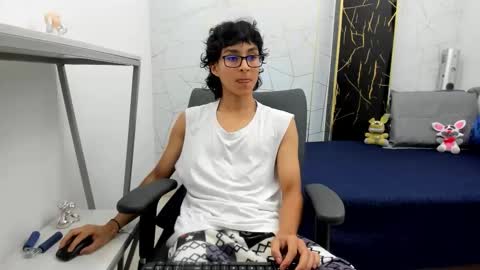     online show from October 2025 07:45:02 PM