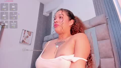 Zuly  online show from October 2025 12:06:02 PM