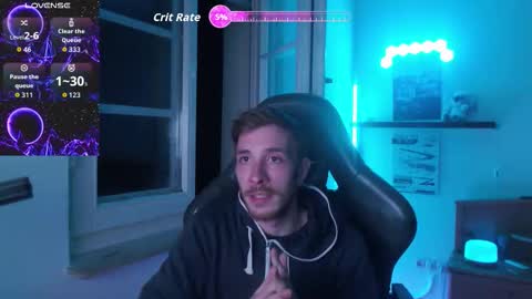 Zuzmoe online show from December 2025 10:03:01 PM