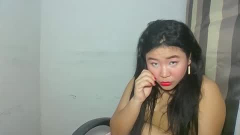 sweet lylia online show from October 2025 05:43:01 PM