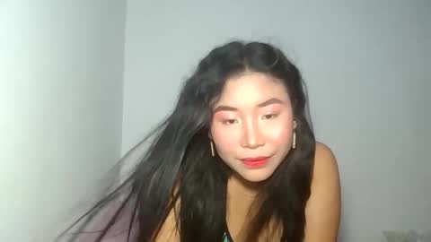 sweet lylia online show from November 2025 07:25:01 AM