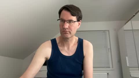 Snapshot of zzz123_cam chatting on May 2026 03:28:02 PM zzz123_cam online show from May 2026 03:28:02 PM