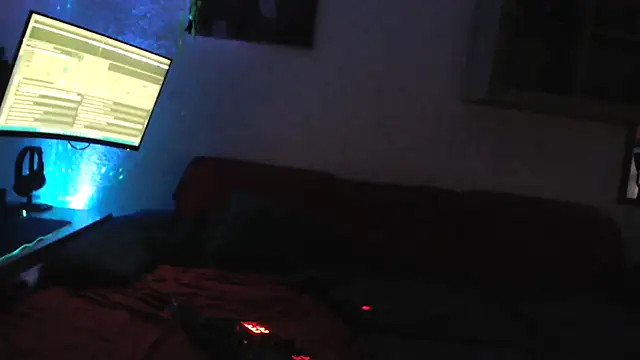 Snapshot of davidgntxxxxx chatting on November 2025 04:49:01 PM davidgntxxxxx online show from November 2025 04:49:01 PM