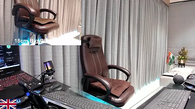 OnlineBossUK online show from February 2026 10:27:02 AM