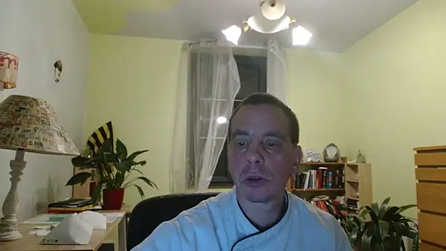 Snapshot of cloupefun chatting on December 2024 04:36:02 AM cloupefun online show from December 2024 04:36:02 AM