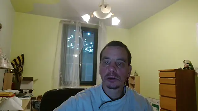 Snapshot of cloupefun chatting on December 2024 05:29:02 AM cloupefun online show from December 2024 05:29:02 AM