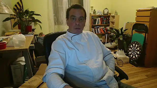 Snapshot of cloupefun chatting on January 2025 05:44:02 AM cloupefun online show from January 2025 05:44:02 AM