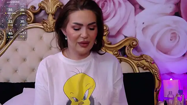 HessaHessy online show from October 2025 03:40:01 PM