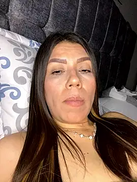 martina contreras online show from January 2026 02:04:01 AM