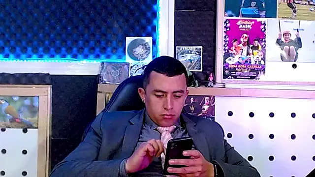 Darko0717 online show from March 2025 05:46:01 PM