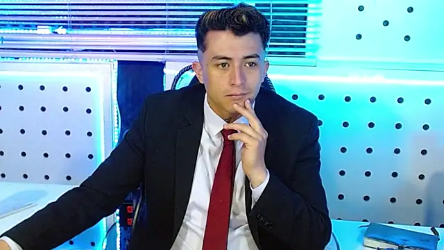 Darko0717 online show from December 2025 01:31:02 PM