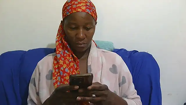 sluttylaura21 online show from October 2025 04:48:01 AM