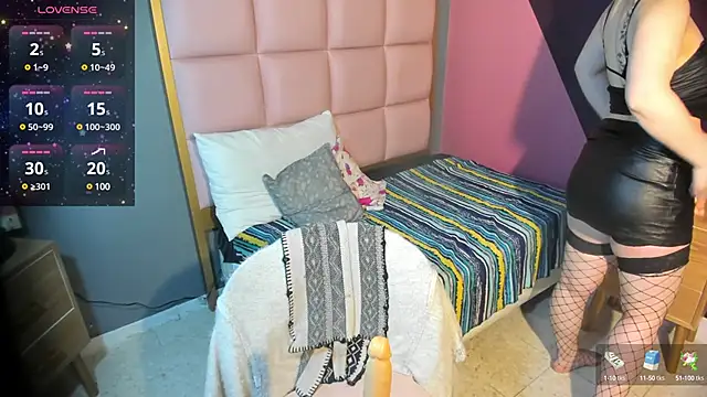 Snapshot of samanthaanderson_ chatting on March 2025 09:15:02 PM samanthaanderson online show from March 2025 09:15:02 PM