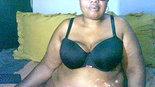 YELLOW BONE online show from October 2025 08:29:02 PM