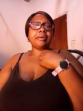 YELLOW BONE online show from December 2025 08:37:02 PM