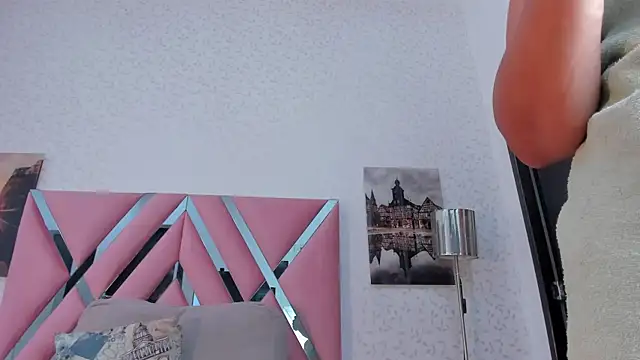 veronica salas online show from November 2025 07:36:02 PM