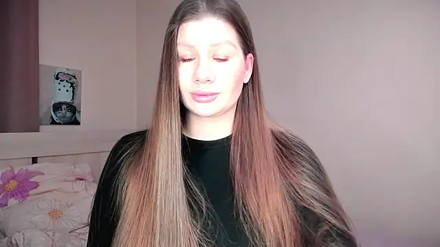 JuicyHelenX online show from February 2026 04:02:01 PM