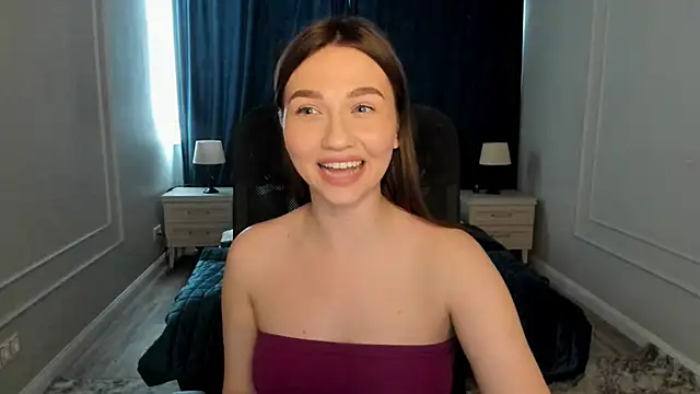 Snapshot of GracefulLook chatting on February 2025 09:56:01 AM GracefulLook online show from February 2025 09:56:01 AM