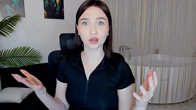 Snapshot of GracefulLook chatting on March 2025 07:56:02 AM GracefulLook online show from March 2025 07:56:02 AM