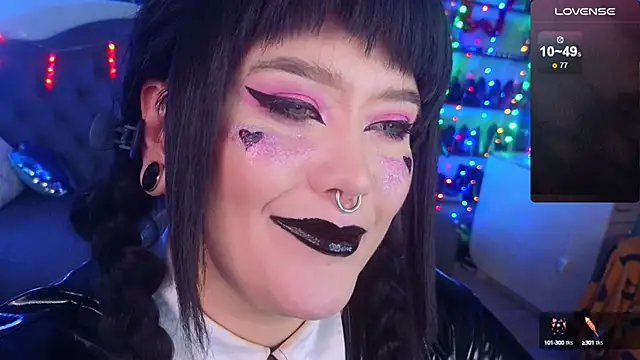 wickedxqueen online show from December 2024 04:20:02 AM