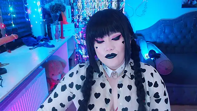 wickedxqueen online show from February 2025 09:40:01 PM