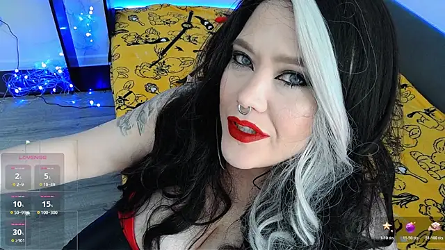 Snapshot of wickedxqueen chatting on April 2026 04:14:02 AM wickedxqueen online show from April 2026 04:14:02 AM