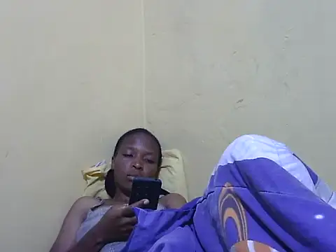 Smillie prety online show from October 2025 05:54:02 AM