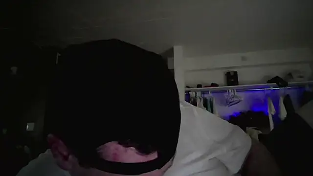 Snapshot of ACABFTP chatting on December 2025 11:33:02 PM ACABFTP online show from December 2025 11:33:02 PM