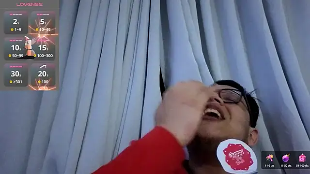 Snapshot of batman2433 chatting on October 2025 12:34:01 AM batman2433 online show from October 2025 12:34:01 AM