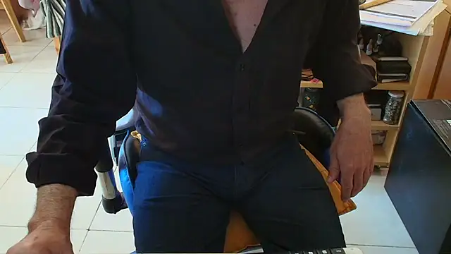 angelgarcia269 online show from October 2025 12:11:01 PM