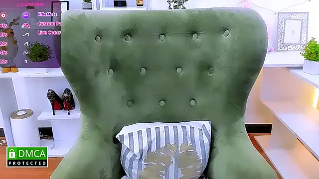  Eliizabeth  online show from October 2025 08:26:01 PM