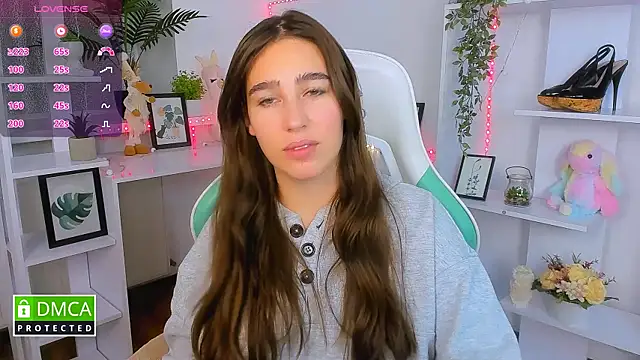  Eliizabeth  online show from October 2025 09:46:01 PM