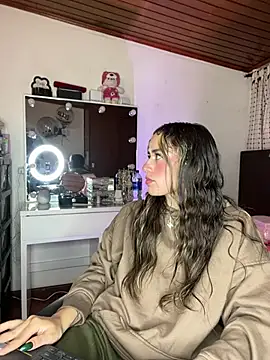 Snapshot of Natalia_Suarez chatting on March 2025 03:40:01 AM Natalia Suarez online show from March 2025 03:40:01 AM